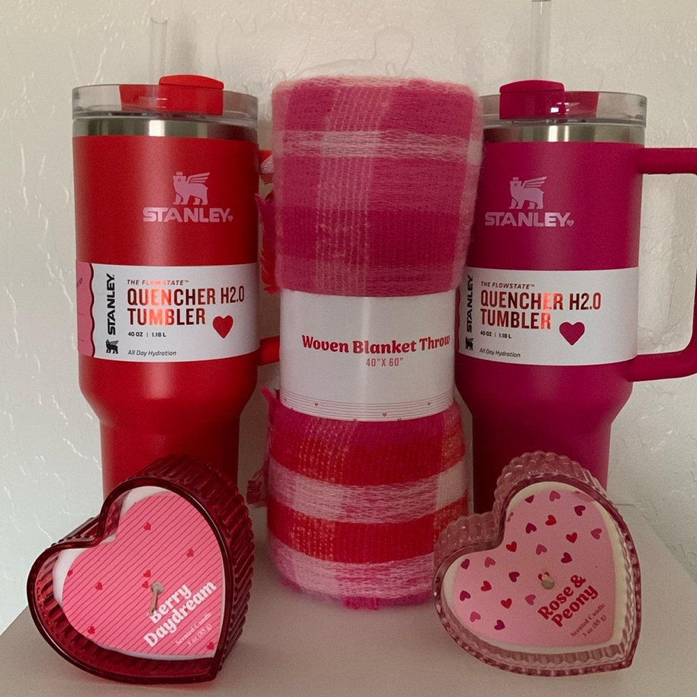 NWT Stanley x Target Valentine’s Day Bundle